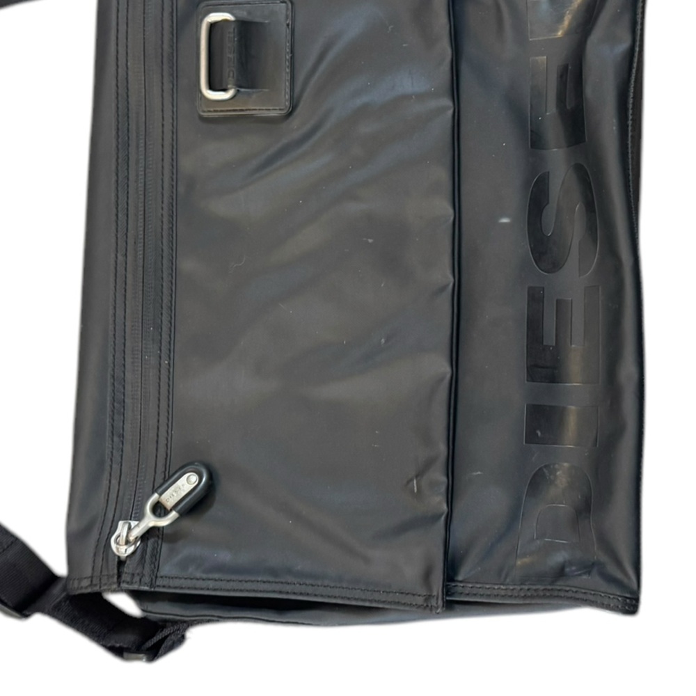 Diesel Black Messenger Bagp - Picture 5 of 10